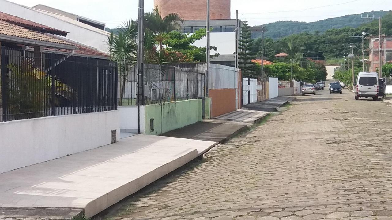 Casa Temporada Beto Carrero Villa เปงญา ภายนอก รูปภาพ